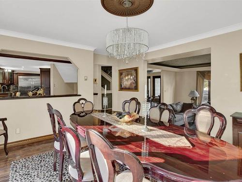 114 Richmond Road, Thunder Bay, ON - Indoor Photo Showing Dining Room