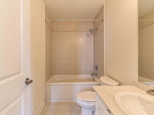 9 Bru-Lor Lane, Orillia, ON - Indoor Photo Showing Bathroom