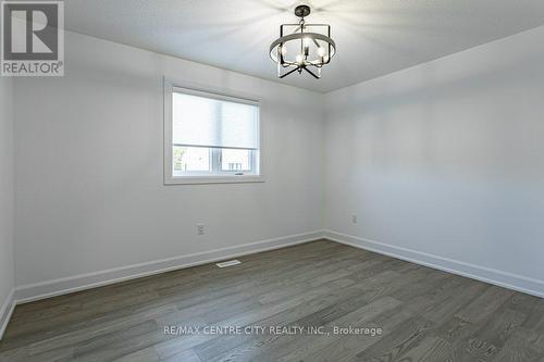 72 Wayside Lane, Southwold (Talbotville), ON - Indoor Photo Showing Other Room