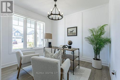 72 Wayside Lane, Southwold (Talbotville), ON - Indoor Photo Showing Dining Room