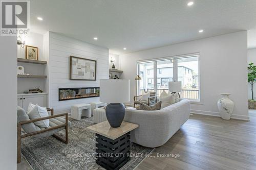 72 Wayside Lane, Southwold (Talbotville), ON - Indoor Photo Showing Living Room With Fireplace