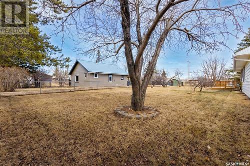 103 2Nd Avenue S, Goodsoil, SK - Outdoor