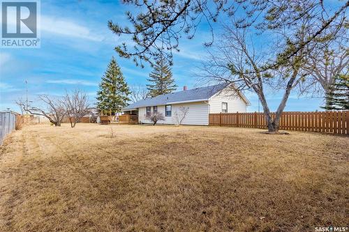 103 2Nd Avenue S, Goodsoil, SK - Outdoor