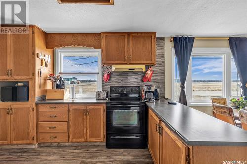 103 2Nd Avenue S, Goodsoil, SK - Indoor Photo Showing Kitchen