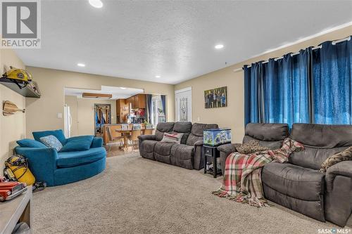 103 2Nd Avenue S, Goodsoil, SK - Indoor Photo Showing Living Room