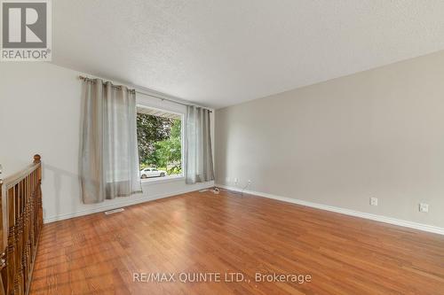 44 Van Alstine Drive, Quinte West, ON - Indoor Photo Showing Other Room