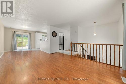 44 Van Alstine Drive, Quinte West, ON - Indoor Photo Showing Other Room