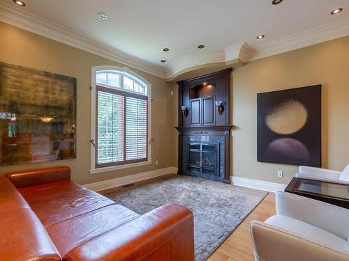 Salon - 435 Rue Chabot, Sainte-Hélène-De-Bagot, QC - Indoor Photo Showing Living Room With Fireplace