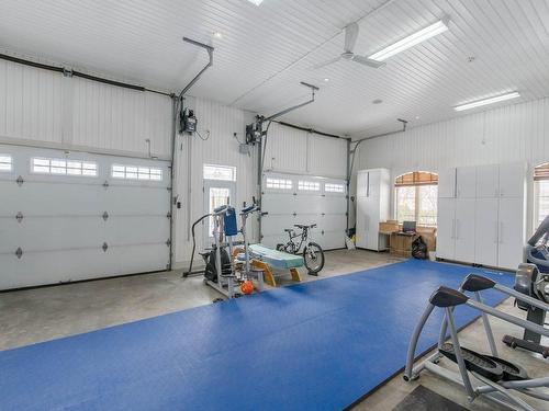 Garage - 435 Rue Chabot, Sainte-Hélène-De-Bagot, QC - Indoor Photo Showing Garage