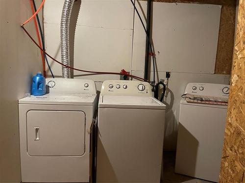 63 1St Street E, Swan River, MB - Indoor Photo Showing Laundry Room