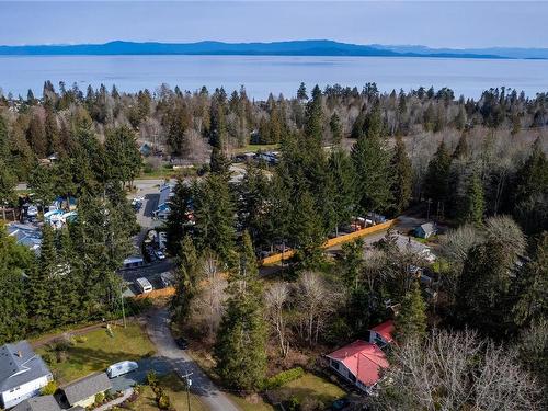 906 Waters Rd, Qualicum Beach, BC 