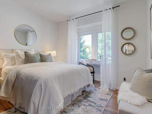 118 Wheeler Ave, Toronto, ON - Indoor Photo Showing Bedroom