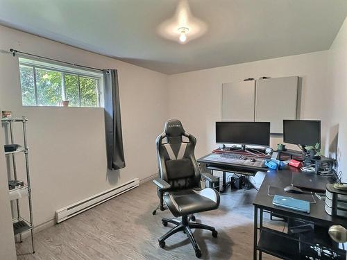 Bedroom - 25 Carré Roberge, Saint-Bruno-De-Guigues, QC - Indoor Photo Showing Office