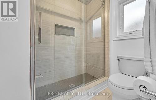 26 Silo Court, Brampton (Fletcher'S Creek Village), ON - Indoor Photo Showing Bathroom