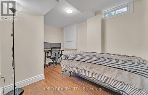 26 Silo Court, Brampton (Fletcher'S Creek Village), ON - Indoor Photo Showing Bedroom