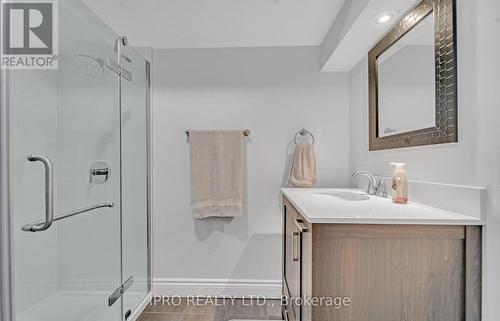 26 Silo Court, Brampton (Fletcher'S Creek Village), ON - Indoor Photo Showing Bathroom