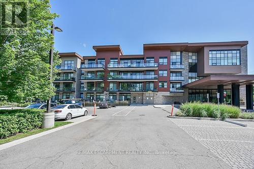 304 - 1575 Lakeshore Road W, Mississauga (Clarkson), ON - Outdoor With Balcony