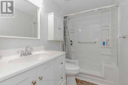 38 Franklin Court, Brampton (Bramalea West Industrial), ON - Indoor Photo Showing Bathroom