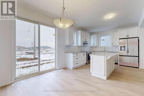 15 Sitler Street, Kitchener, ON - Indoor Photo Showing Kitchen