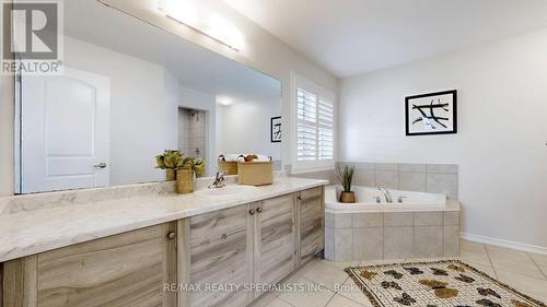 121 Longboat Run Road W, Brantford, ON - Indoor Photo Showing Bathroom