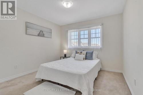 100 - 143 Ridge Road, Cambridge, ON - Indoor Photo Showing Bedroom