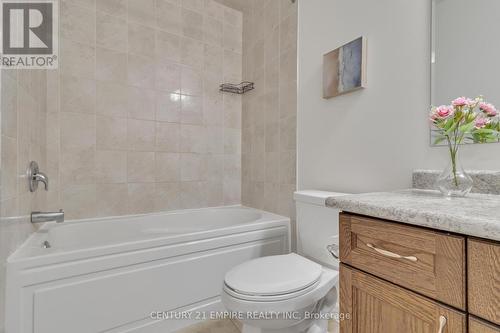 100 - 143 Ridge Road, Cambridge, ON - Indoor Photo Showing Bathroom