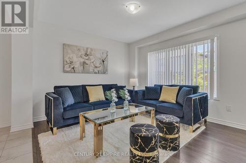 100 - 143 Ridge Road, Cambridge, ON - Indoor Photo Showing Living Room