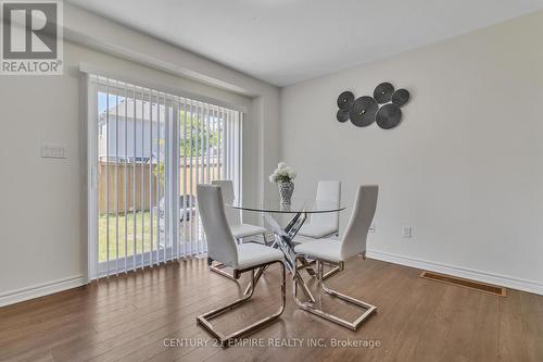 100 - 143 Ridge Road, Cambridge, ON - Indoor Photo Showing Dining Room