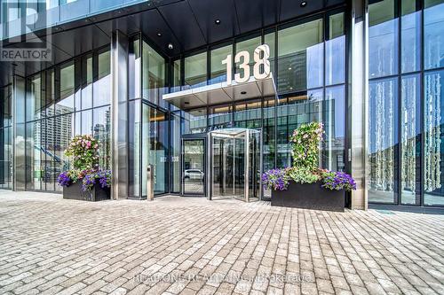 6905 - 138 Downes Street, Toronto, ON - Outdoor