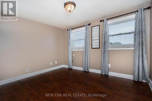 674 Laurier Avenue, Milton (Timberlea), ON - Indoor Photo Showing Other Room