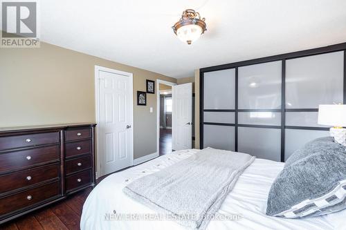 674 Laurier Avenue, Milton (Timberlea), ON - Indoor Photo Showing Bedroom