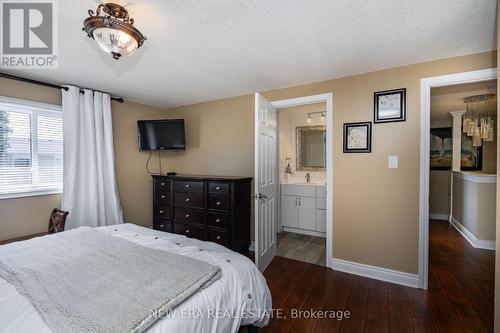 674 Laurier Avenue, Milton, ON - Indoor Photo Showing Bedroom