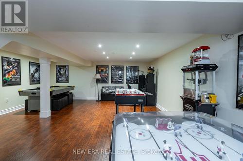 674 Laurier Avenue, Milton, ON - Indoor