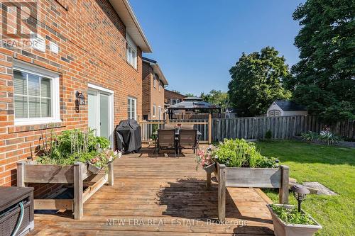 674 Laurier Avenue, Milton, ON - Outdoor With Deck Patio Veranda With Exterior