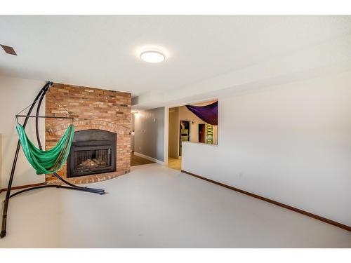 3422 Southridge Drive, Castlegar, BC - Indoor With Fireplace