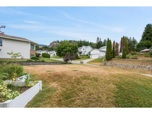 3422 Southridge Drive, Castlegar, BC - Outdoor