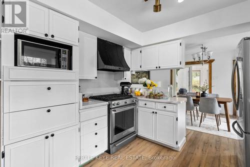 98 Clearwater Lake Road, Huntsville, ON - Indoor Photo Showing Kitchen