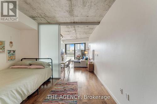 624 - 51 Trolley Crescent, Toronto (Moss Park), ON - Indoor Photo Showing Bedroom