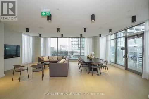 4208 - 7890 Jane Street, Vaughan, ON - Indoor