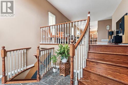 1906 Webster Boulevard W, Innisfil, ON - Indoor Photo Showing Other Room