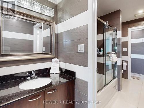 171 Angus Glen Boulevard, Markham, ON - Indoor Photo Showing Bathroom