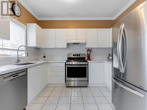 73 Baybrook Road, Brampton (Snelgrove), ON - Indoor Photo Showing Kitchen With Stainless Steel Kitchen With Double Sink With Upgraded Kitchen