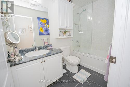 4 Francesco Street, Brampton (Northwest Brampton), ON - Indoor Photo Showing Bathroom