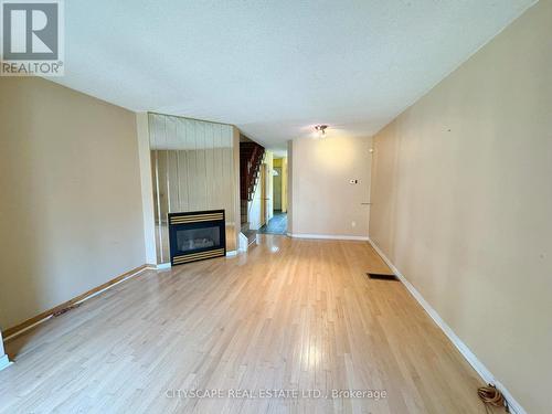 318 - 895 Maple Avenue, Burlington (Brant), ON - Indoor With Fireplace