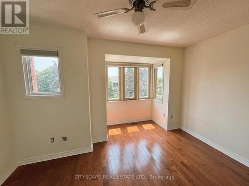 318 - 895 Maple Avenue, Burlington (Brant), ON - Indoor Photo Showing Other Room