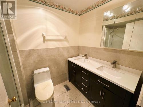 318 - 895 Maple Avenue, Burlington (Brant), ON - Indoor Photo Showing Bathroom