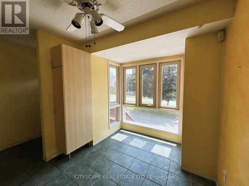 318 - 895 Maple Avenue, Burlington (Brant), ON - Indoor Photo Showing Other Room