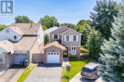 13 Jameson Crescent, Brampton (Northgate), ON - Outdoor With Facade