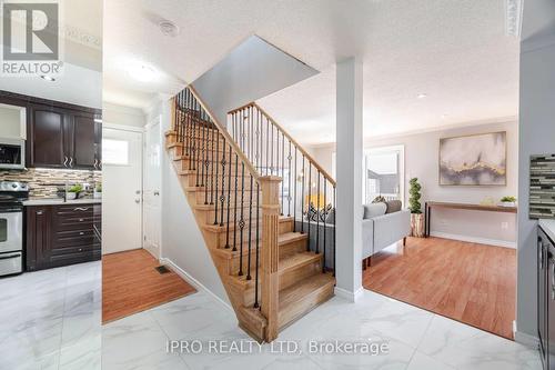 13 Jameson Crescent, Brampton (Northgate), ON - Indoor