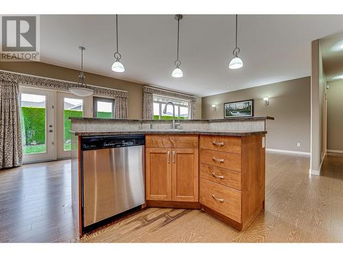 6450 Okanagan Landing Road Unit# 15 Lot# Lot 15, Vernon, BC - Indoor Photo Showing Kitchen